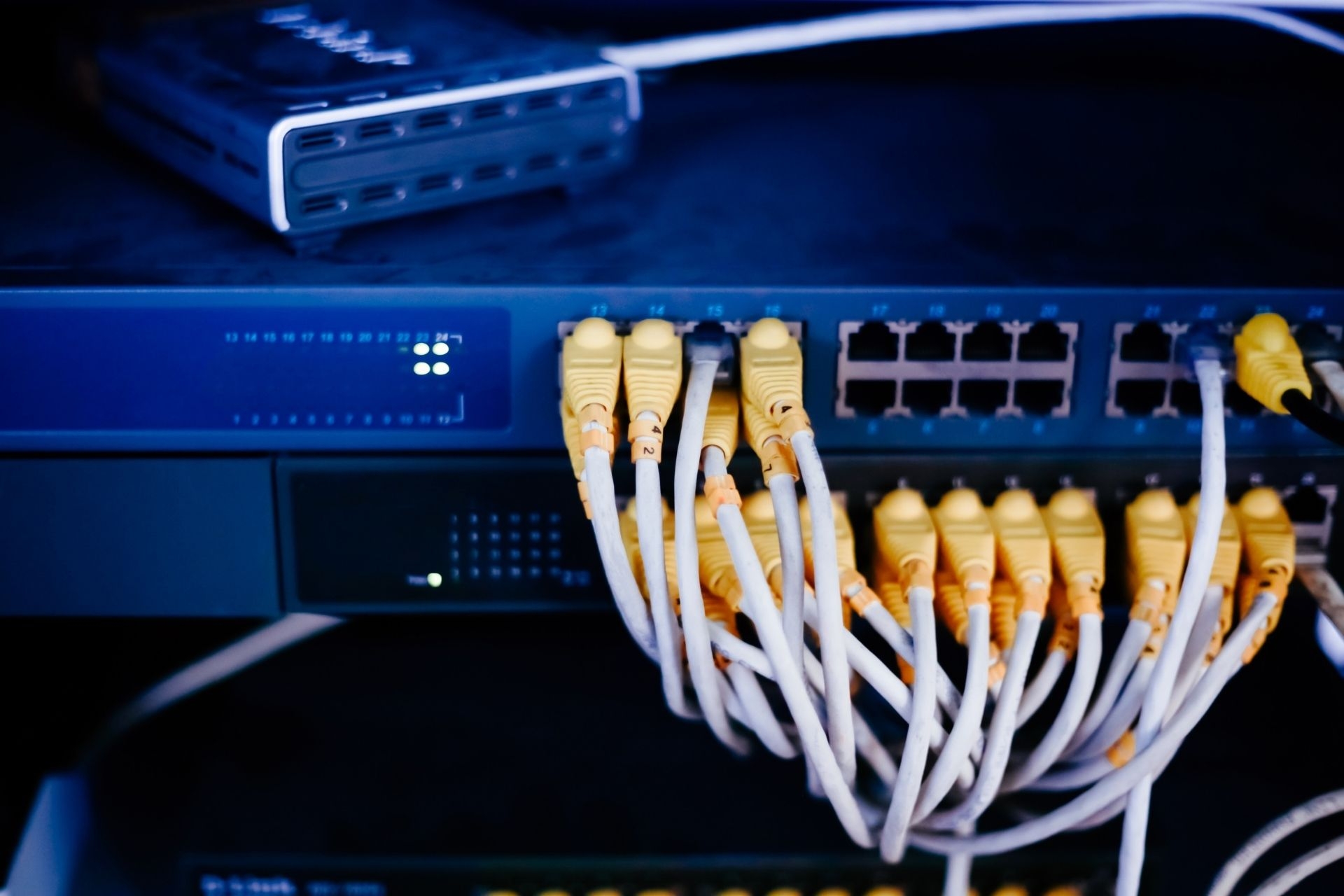 What are the key considerations when selecting an Optical Distribution Frame (ODF) for a specific network setup?